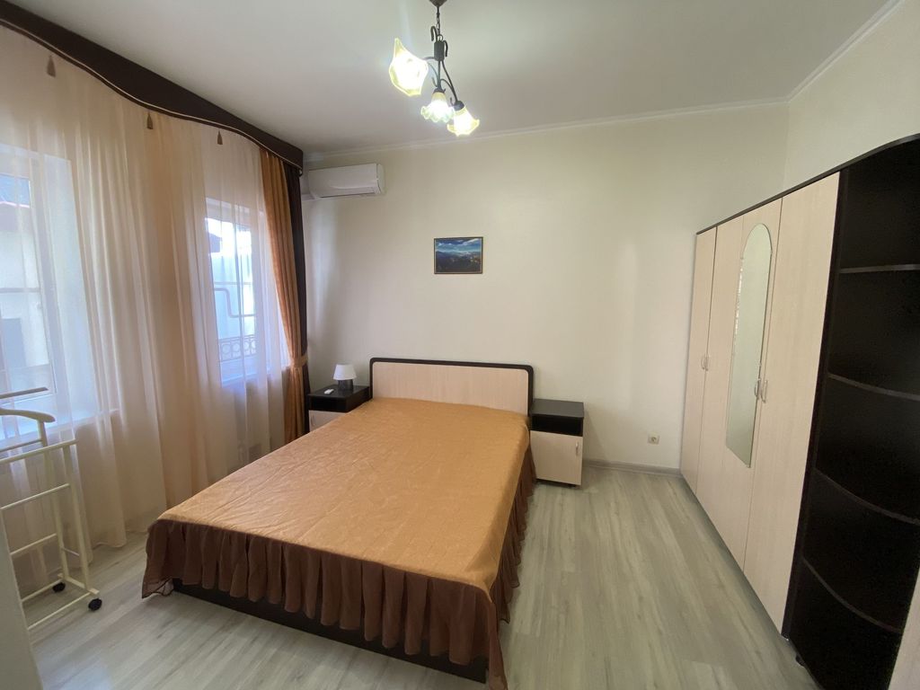 Plusch — Семейный номер двухкомнатный номер с балконом