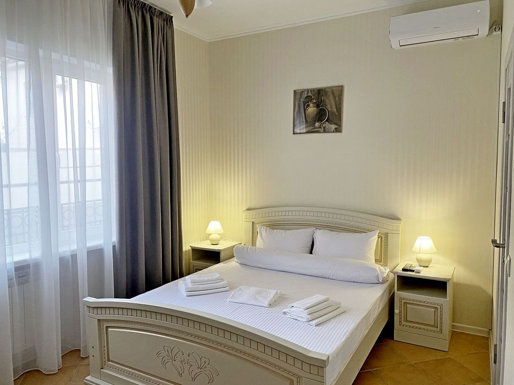 Plusch — Двухместный номер с 1 кроватью 2-х местный номер без балкона, первый этаж