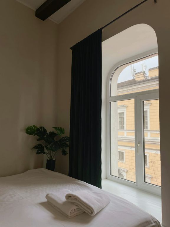 Вайб — Двухместный номер с 1 кроватью Люкс с окнами на Гончарную улицу