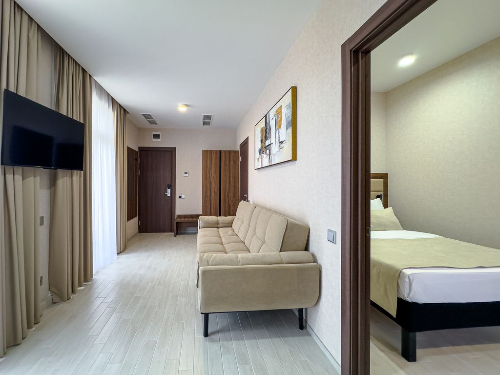 Дворец Солнца — Апартаменты двухместный с балконом