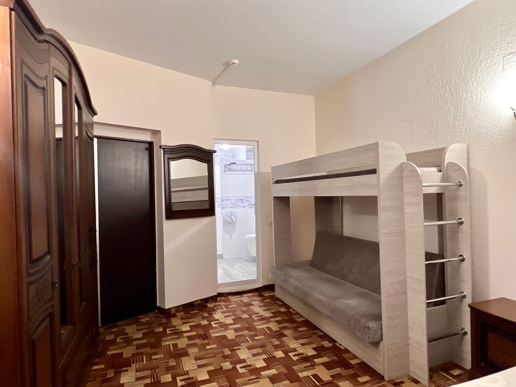 Кавказ — Четырёхместный номер комфорт