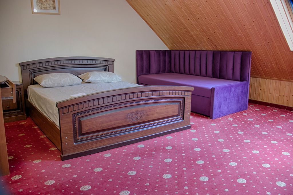 Кавказ — Трёхместный номер Стандар+