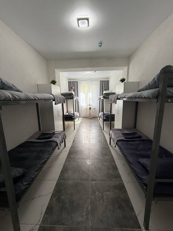 Легенда — Многоместный мужской номер восьмиместный мужской номер