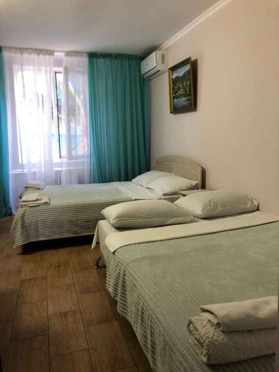 Галина — Четырёхместный номер стандарт