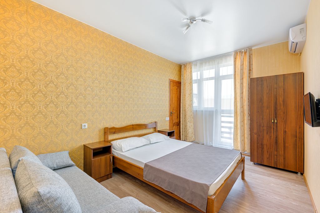 Виктория — Трёхместный номер стандарт