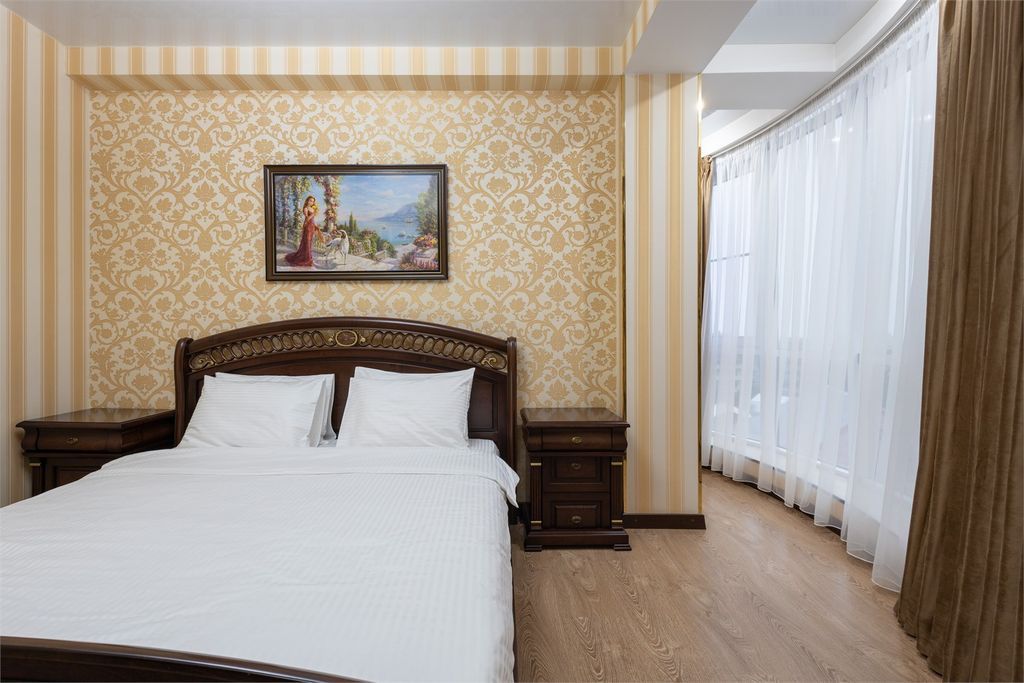 Золотой дом — Двухместный номер с 1 кроватью Люкс двухкомнатный без балкона