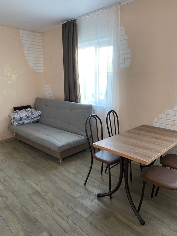 Прайд Инн — Семейный номер апартаменты с верандой