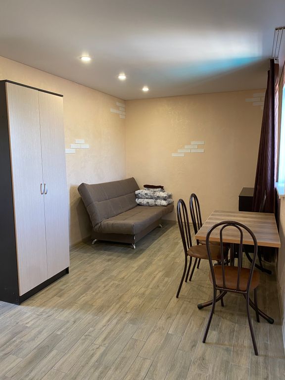 Прайд Инн — Семейный номер апартаменты с балконом