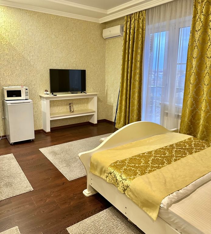 Рич Хаус — Четырёхместный номер полулюкс с размещением до 5 человек