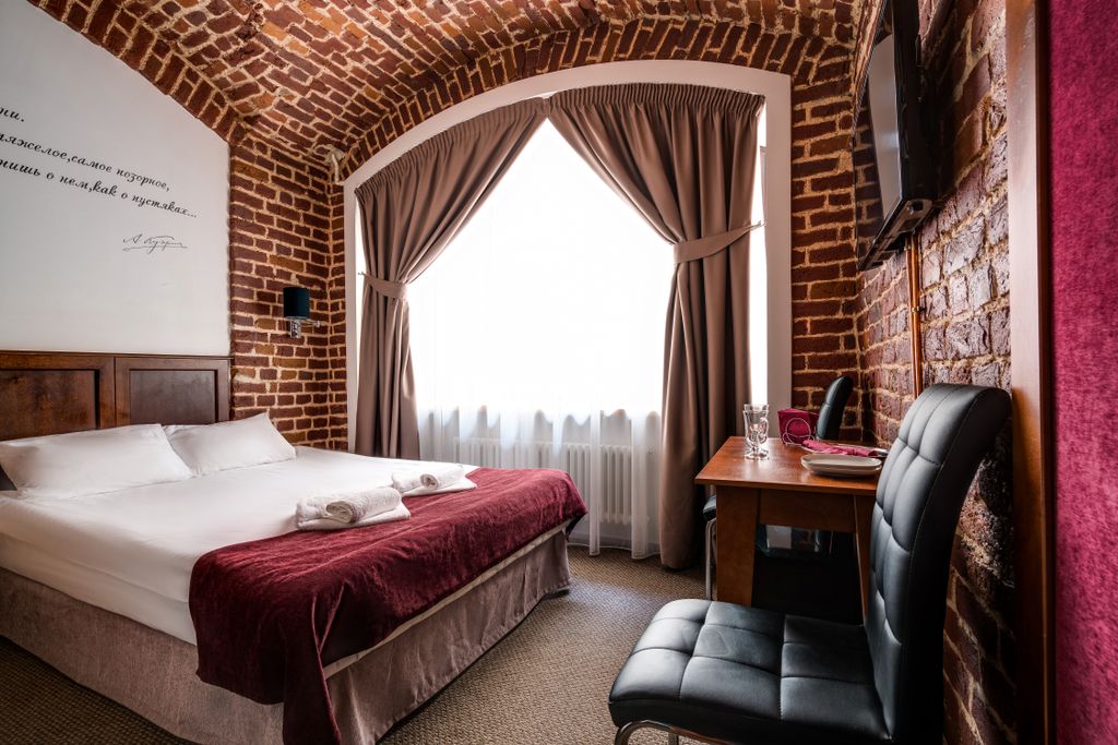 Невский 74 — Двухместный номер с 1 кроватью Литературный