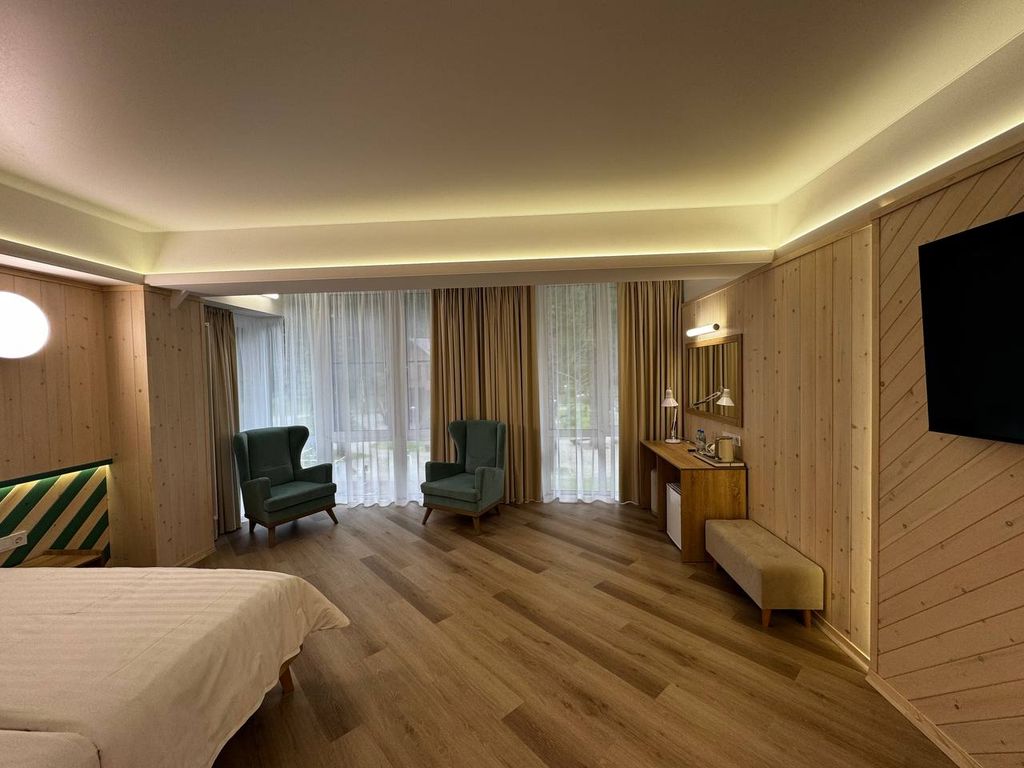 Подгорица Алтай-парк-отель — Семейный номер джуниор