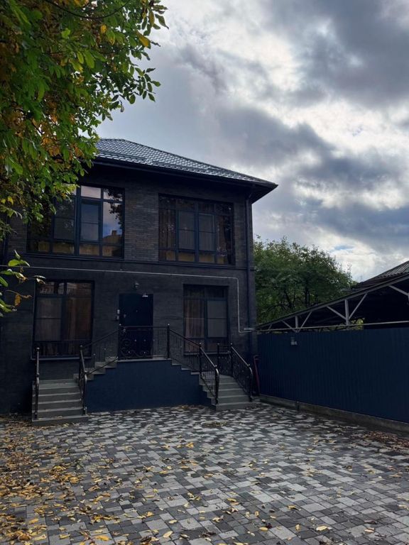 Уют — Трёхместный номер уютная комната в мини-гостинице