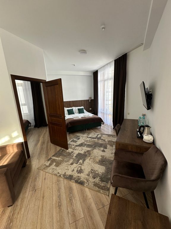 Астра — Семейный номер стандарт с видом на горы