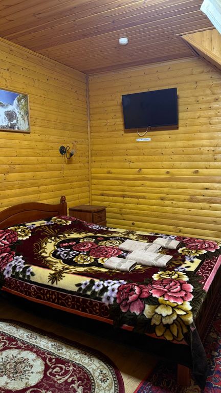 Золотой мустанг — Четырёхместный номер двухкомнатный комфорт