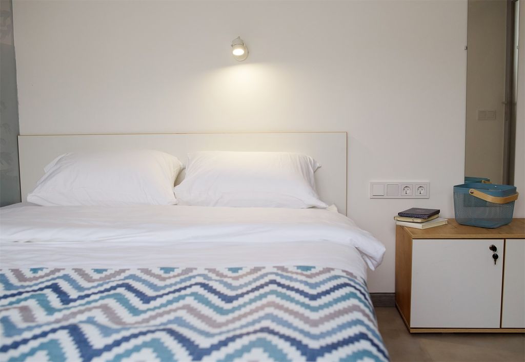 Запятая — Двухместный номер с 1 кроватью с удобствами на этаже