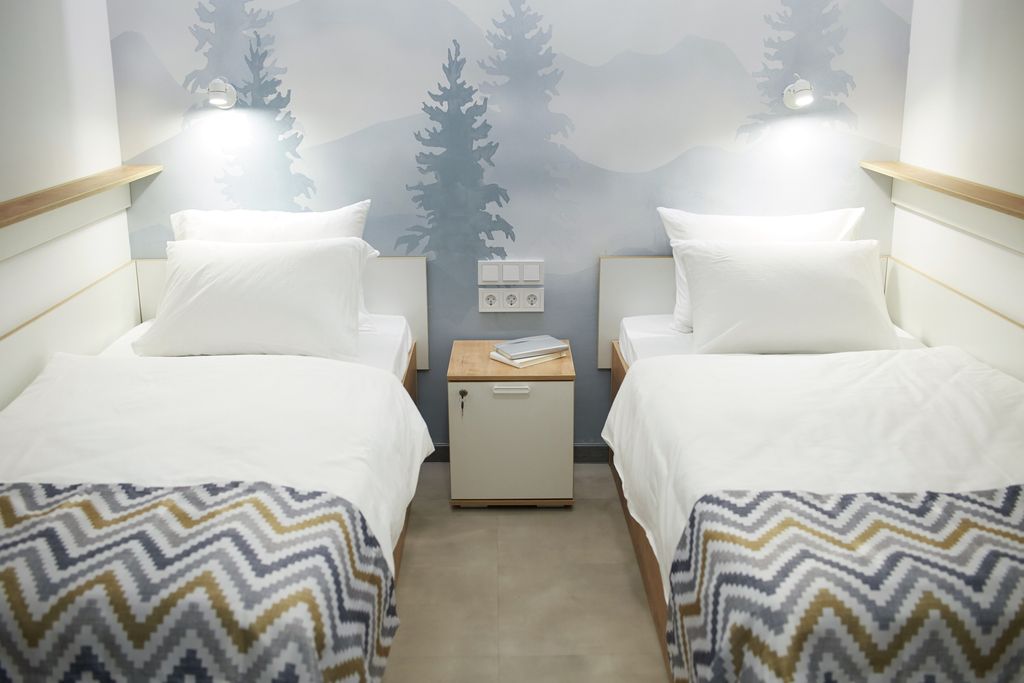 Запятая — Двухместный номер с 2 отдельными кроватями удобства на этаже