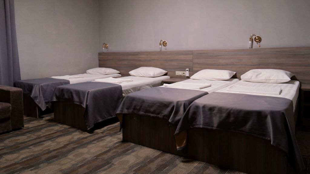 Нохчо-Стар — Четырёхместный номер стандарт улучшенный