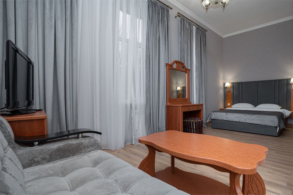 Эсперо — Двухместный номер с 1 кроватью улучшенный с диваном