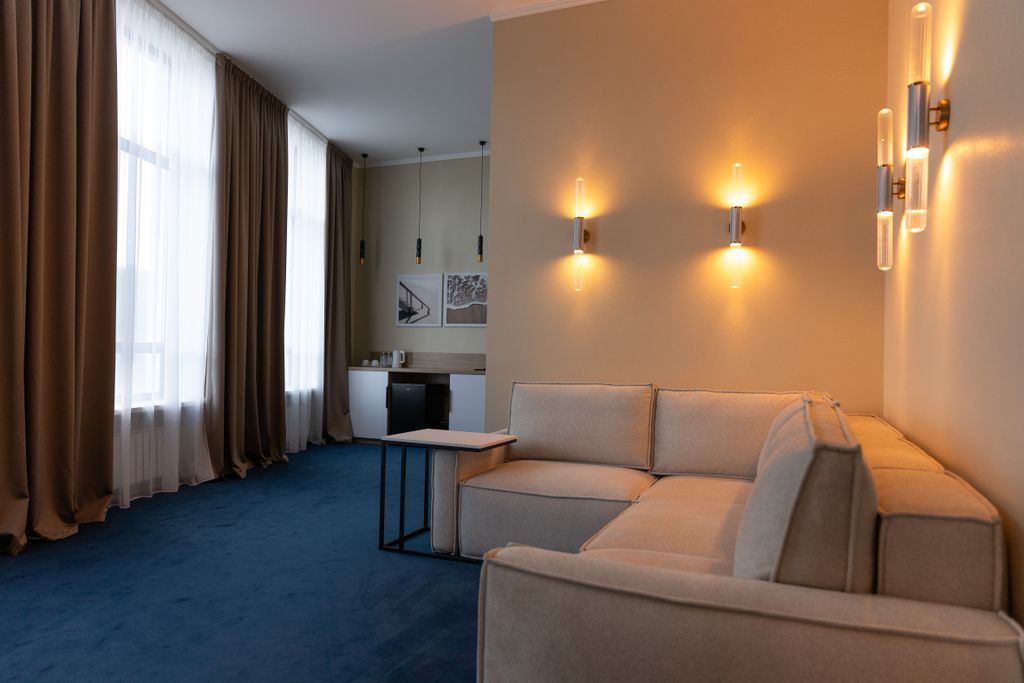 Ambar House — Четырёхместный номер Люкс премиум с видом на Волгу