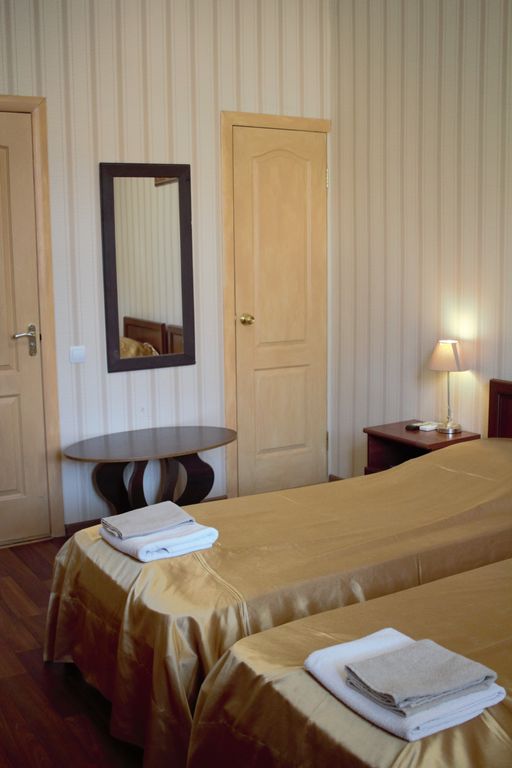 Три Сосны — Семейный номер Семейный 2х комнатный Стандарт