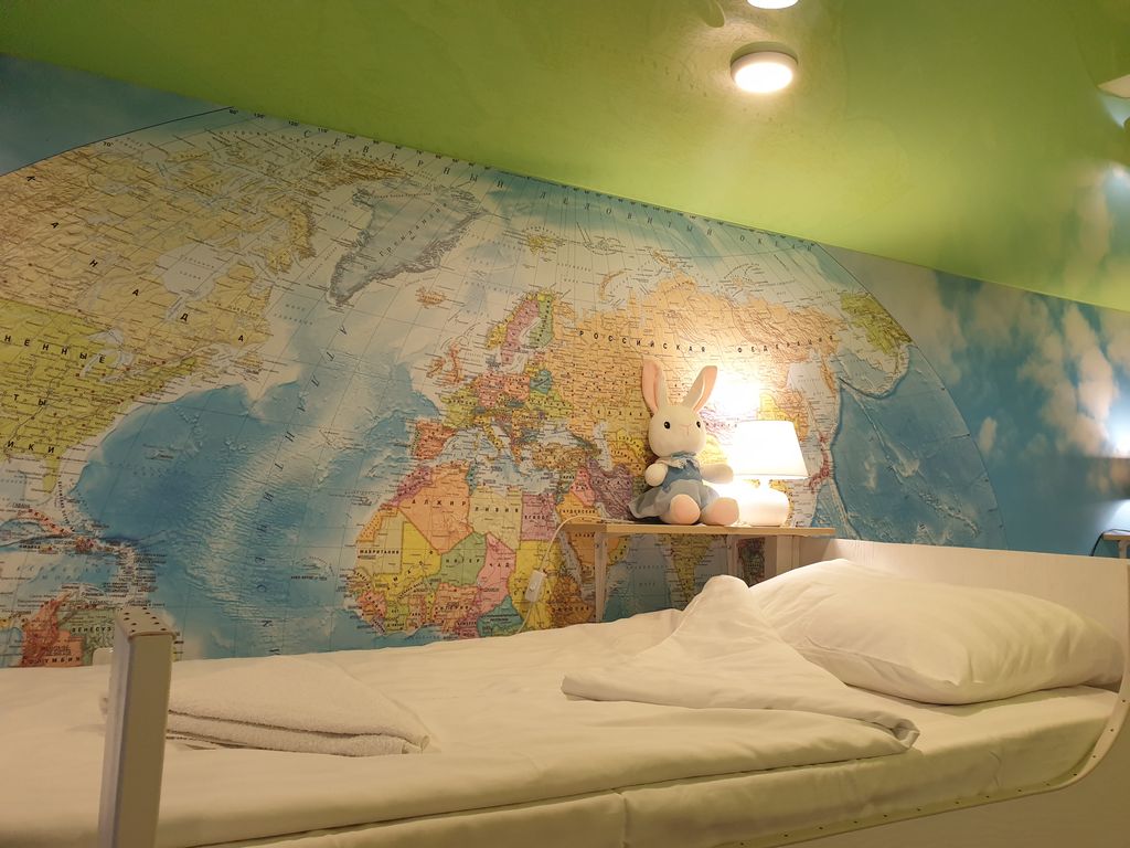 Зелёная лампа — Многоместный смешанный номер эконом (душ/туалет общий)