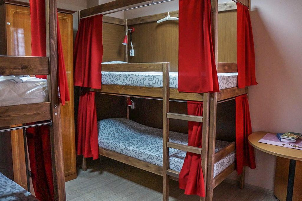 Алые Паруса — Многоместный смешанный номер шестиместный