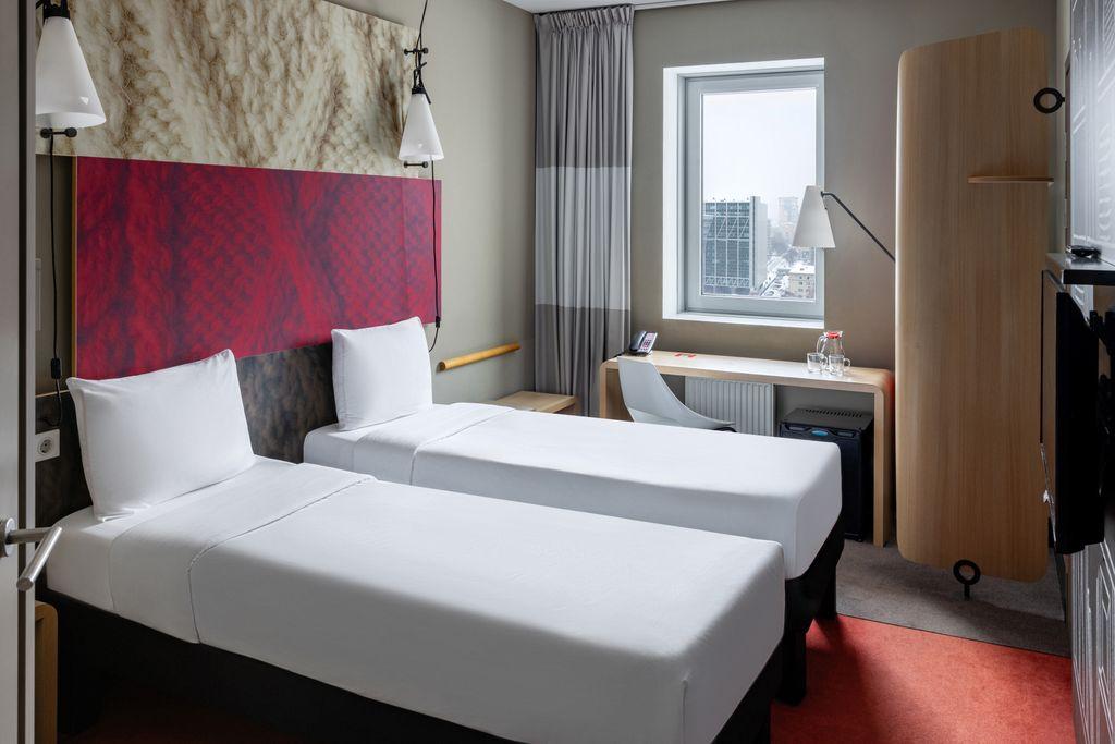 Ibis Москва Киевская — Двухместный номер с 2 отдельными кроватями Стандарт