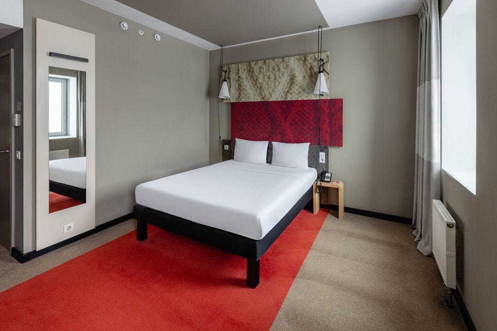 Ibis Москва Киевская — Двухместный номер с 1 кроватью стандарт для маломобильных