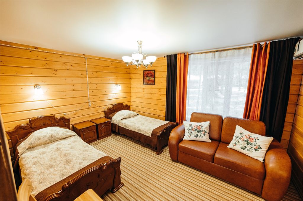 Вотчина — Четырёхместный номер 8 терем времена года №4 осень