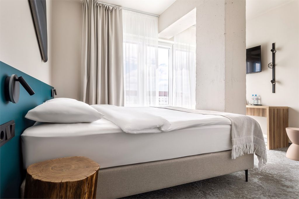 Нега — Двухместный номер с 1 кроватью улучшенный стандарт с 1 кроватьюking-size или 2 односпальными кроватями 90х200см