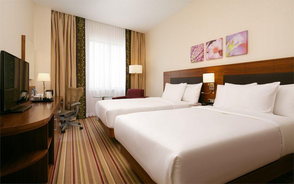 Hilton Garden Inn Volgograd — Двухместный номер с 2 отдельными кроватями стандарт (Twin)