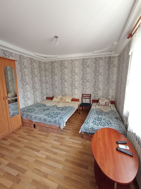 Уютный — Трёхместный номер голубой