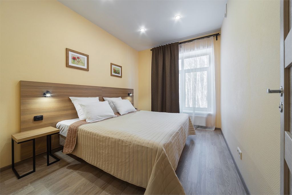 AVS — Четырёхместный номер бизнес-люкс