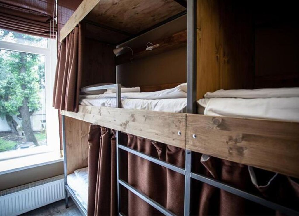 All Music №1 Hostel Маяковская — Многоместный смешанный номер восьмиместный