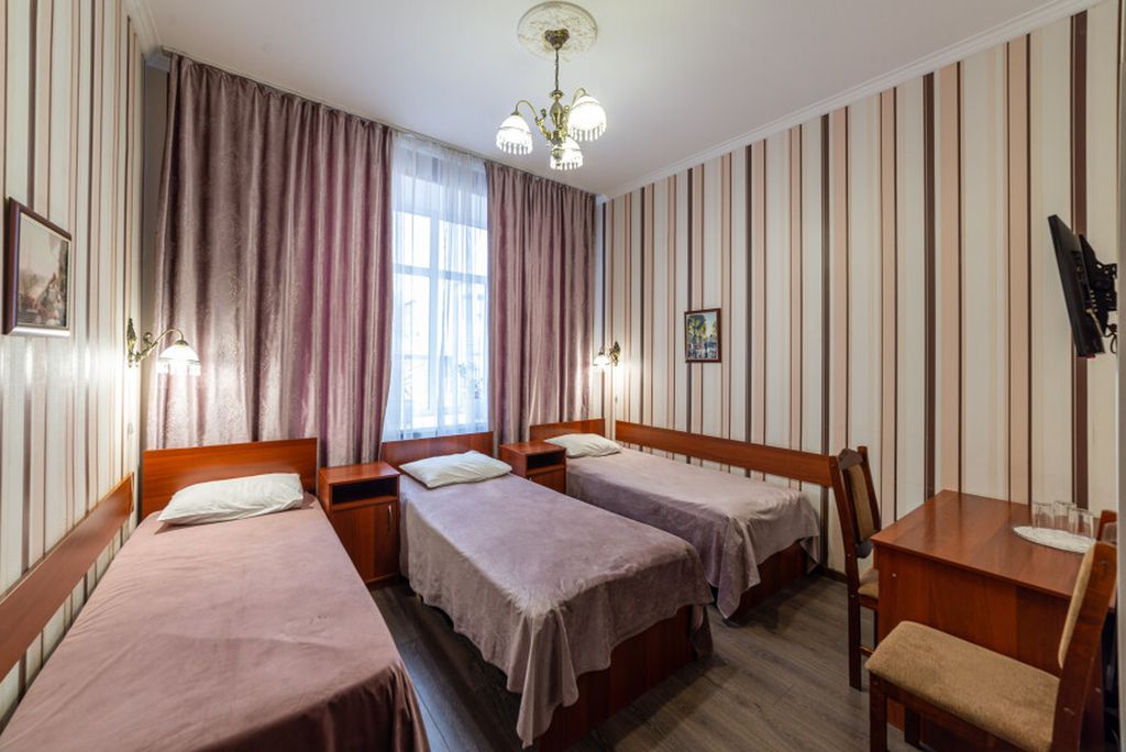 Демократ на Некрасова 58 — Трёхместный номер Стандарт