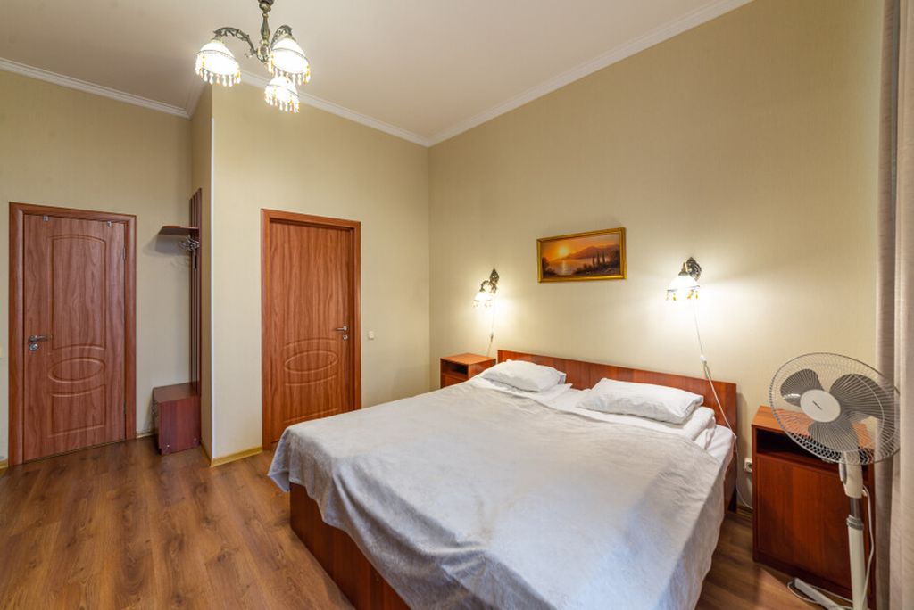 Демократ на Некрасова 58 — Двухместный номер с 1 кроватью Комфорт с балконом