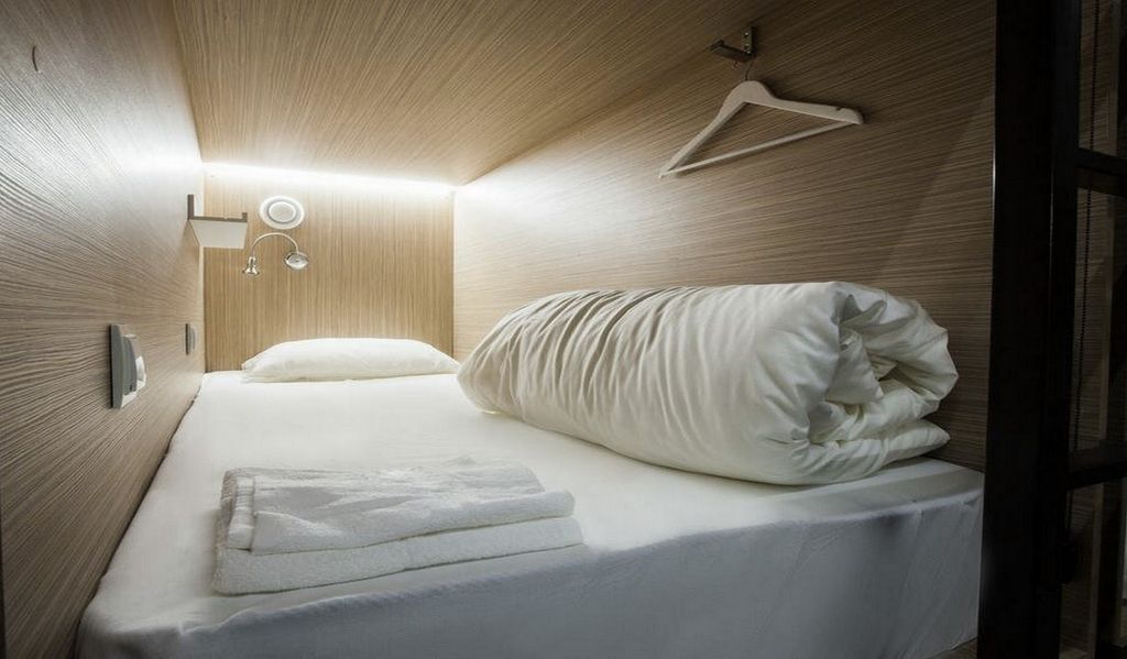 Рус Театральная — Многоместный мужской номер Капсульный мужской номер на 8 мест