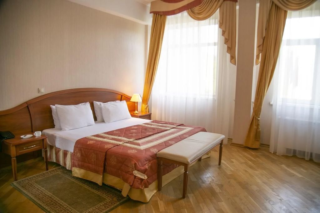 Комплекс отдыха Беларусь — Четырёхместный номер Корпус № 2. Люкс