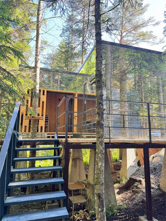 Времена года Village — Дом Зеркальный таунхаус у горной речки