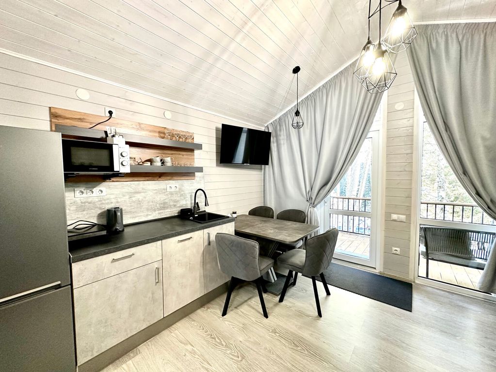 Белая река — Дом № 13