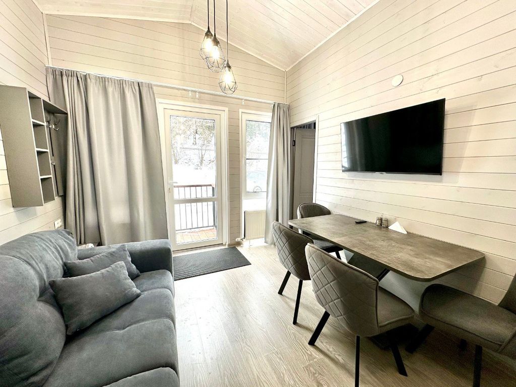 Белая река — Дом № 14