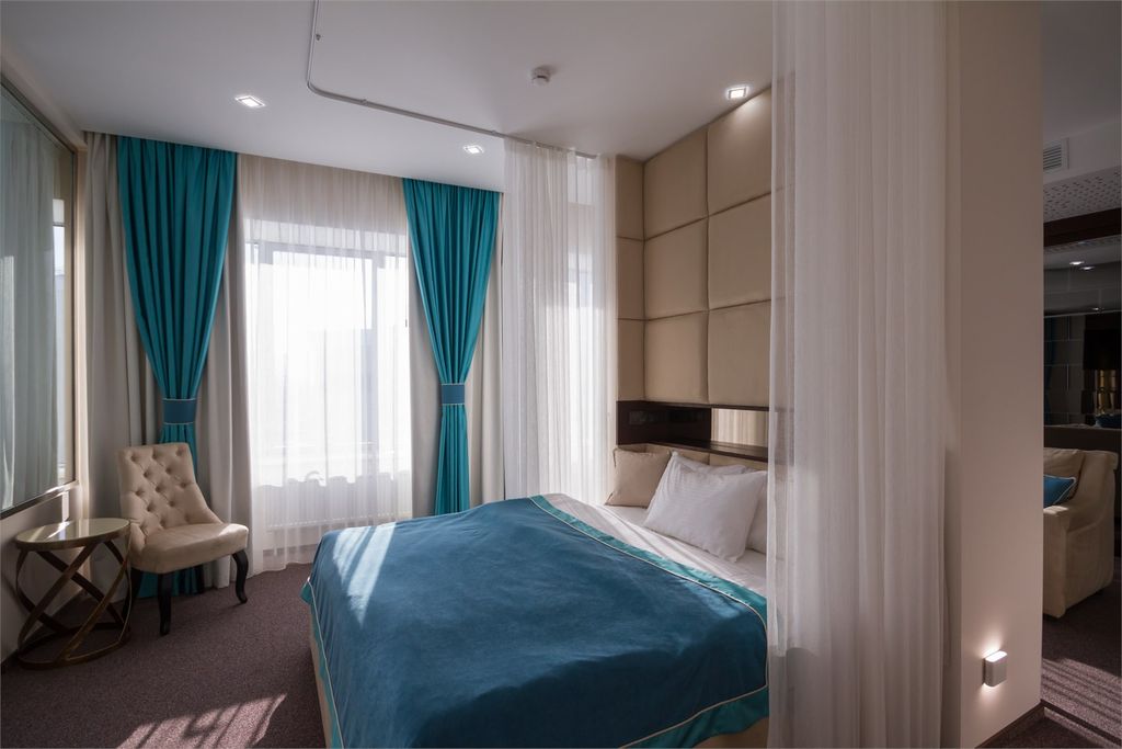 Республика — Двухместный номер с 1 кроватью люкс