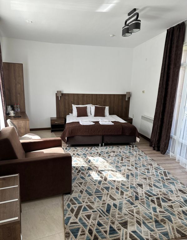 Астра — Двухместный номер с 1 кроватью стандарт с отдельным входом