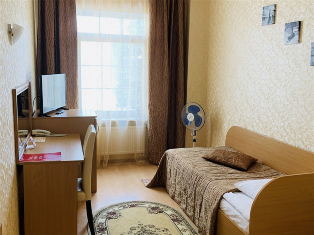 Самбия — Одноместный номер с односпальной кроватью с видом на городское поселение (Корпус А)