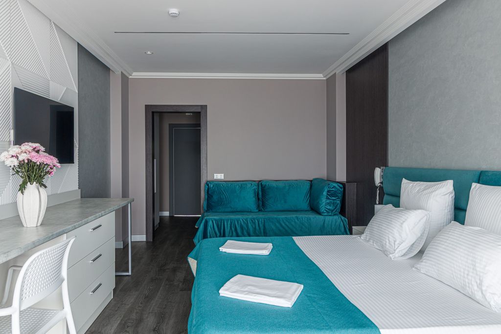 Solarwind — Трёхместный номер стандарт с видом на море второй этаж