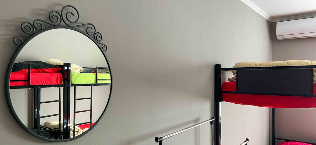 Привал №17 — Многоместный женский номер койко-место в номере Дамский №5