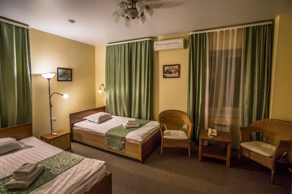 Авеню — Двухместный номер с 2 отдельными кроватями улучшенный