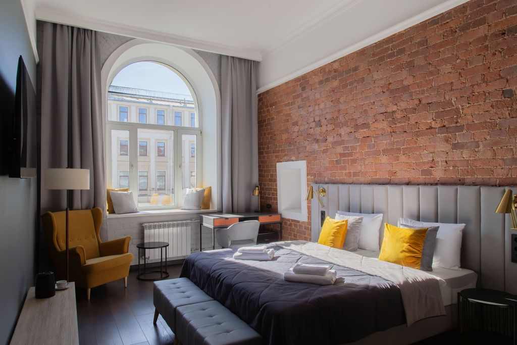 Lopatin Невский 100 — Двухместный номер с 1 кроватью Люкс с видом  на Невский проспект, 3-й этаж