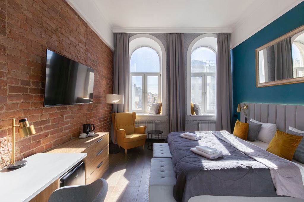 Lopatin Невский 100 — Двухместный номер с 1 кроватью джуниор сьют с видом на Невский проспект