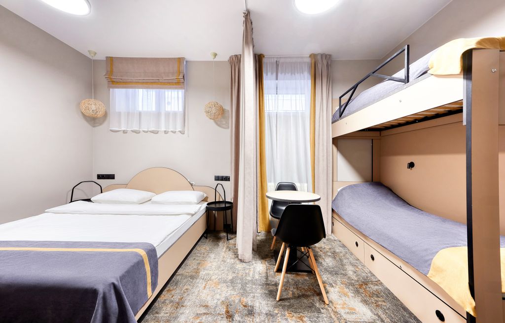 Тесла — Семейный номер люкс